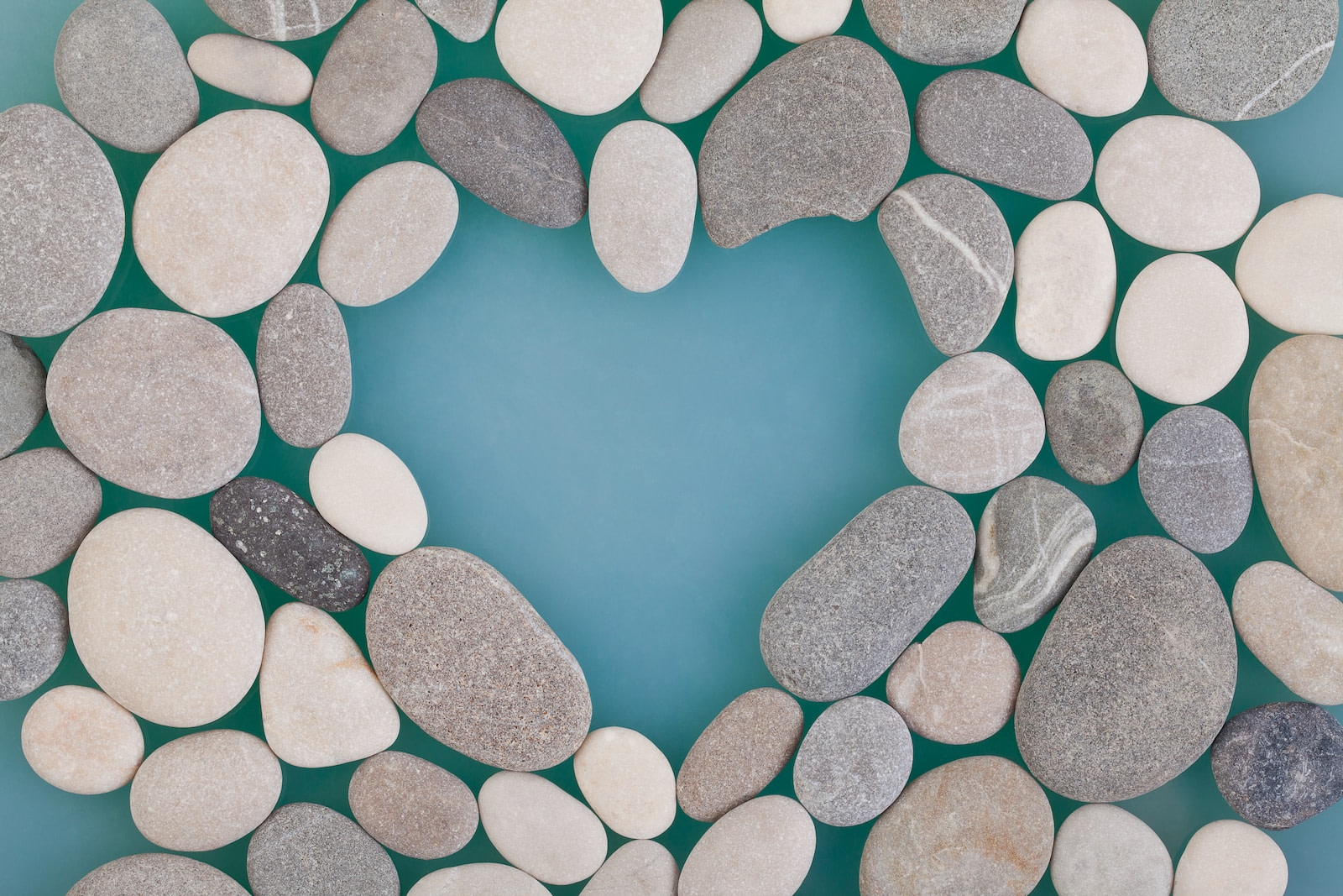 gray and black heart shaped stones